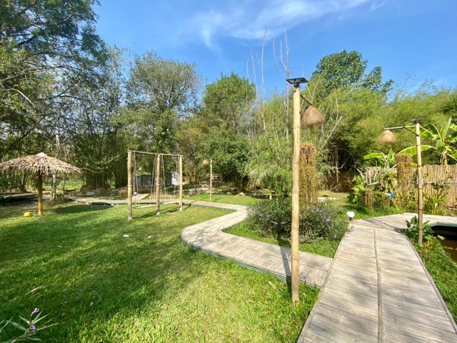 Baan Nai Baan Nok Resort Nakhon Nayok Bagian luar foto