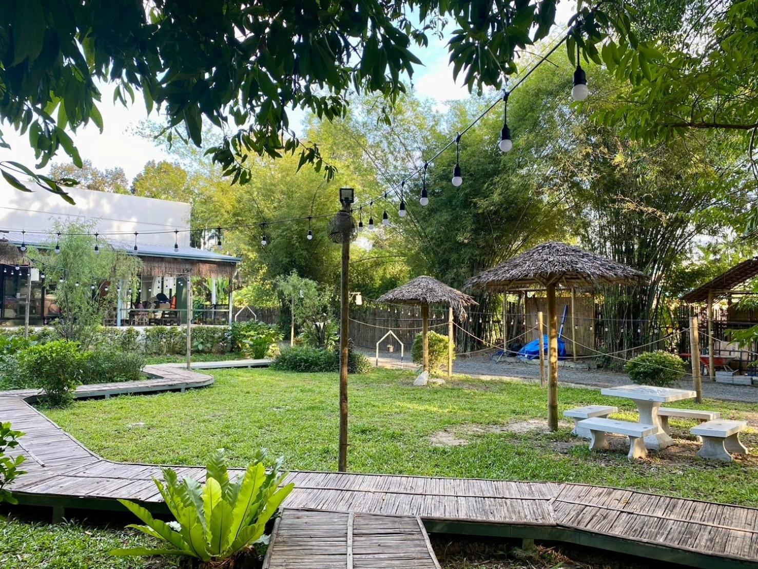 Baan Nai Baan Nok Resort Nakhon Nayok Bagian luar foto