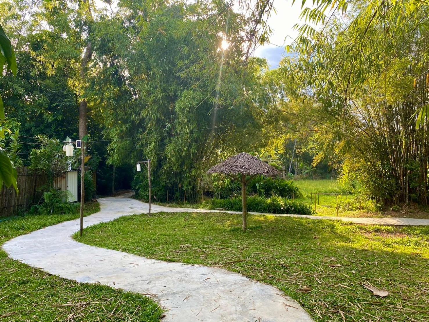 Baan Nai Baan Nok Resort Nakhon Nayok Bagian luar foto