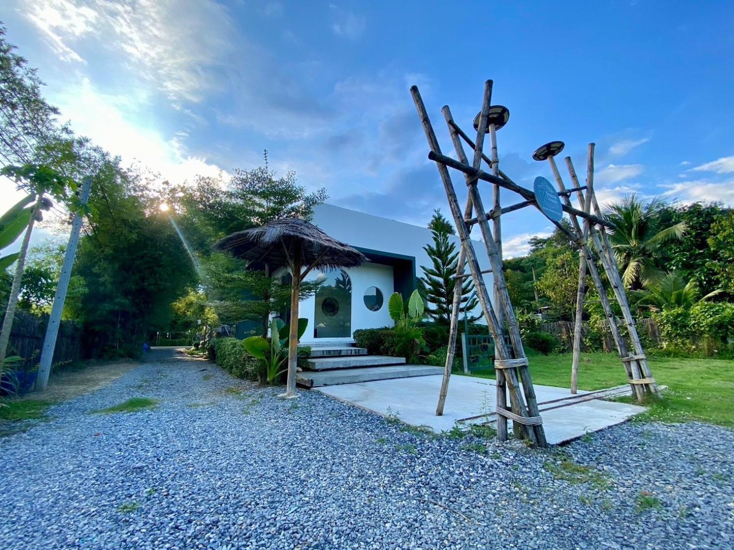 Baan Nai Baan Nok Resort Nakhon Nayok Bagian luar foto