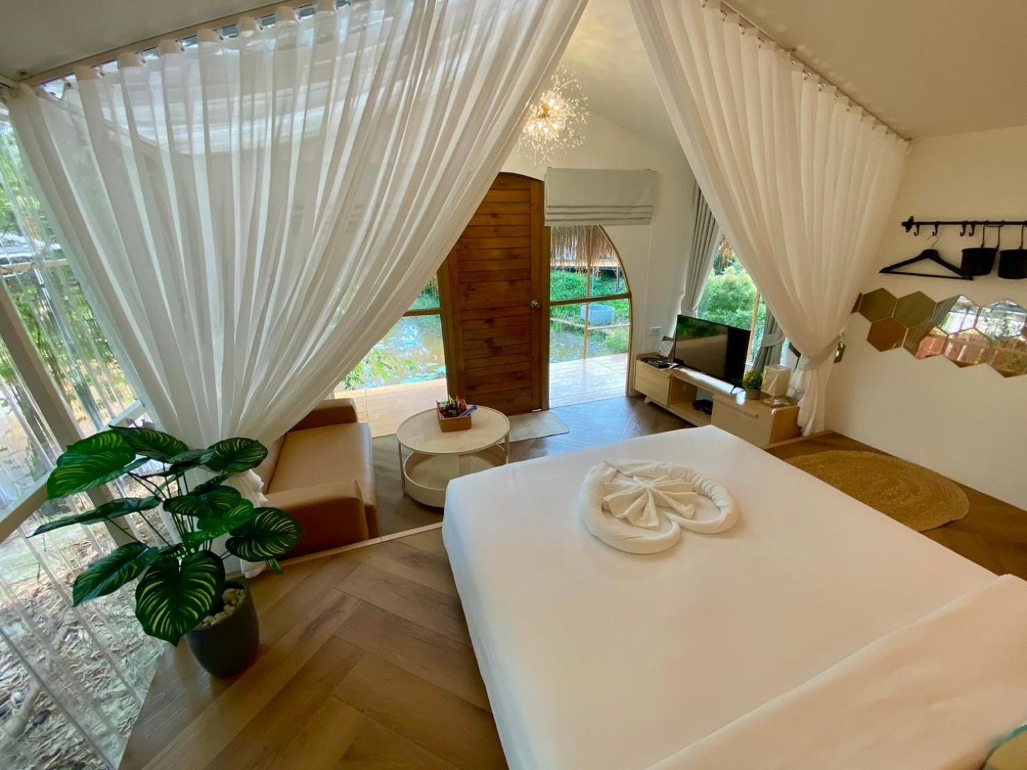 Baan Nai Baan Nok Resort Nakhon Nayok Bagian luar foto