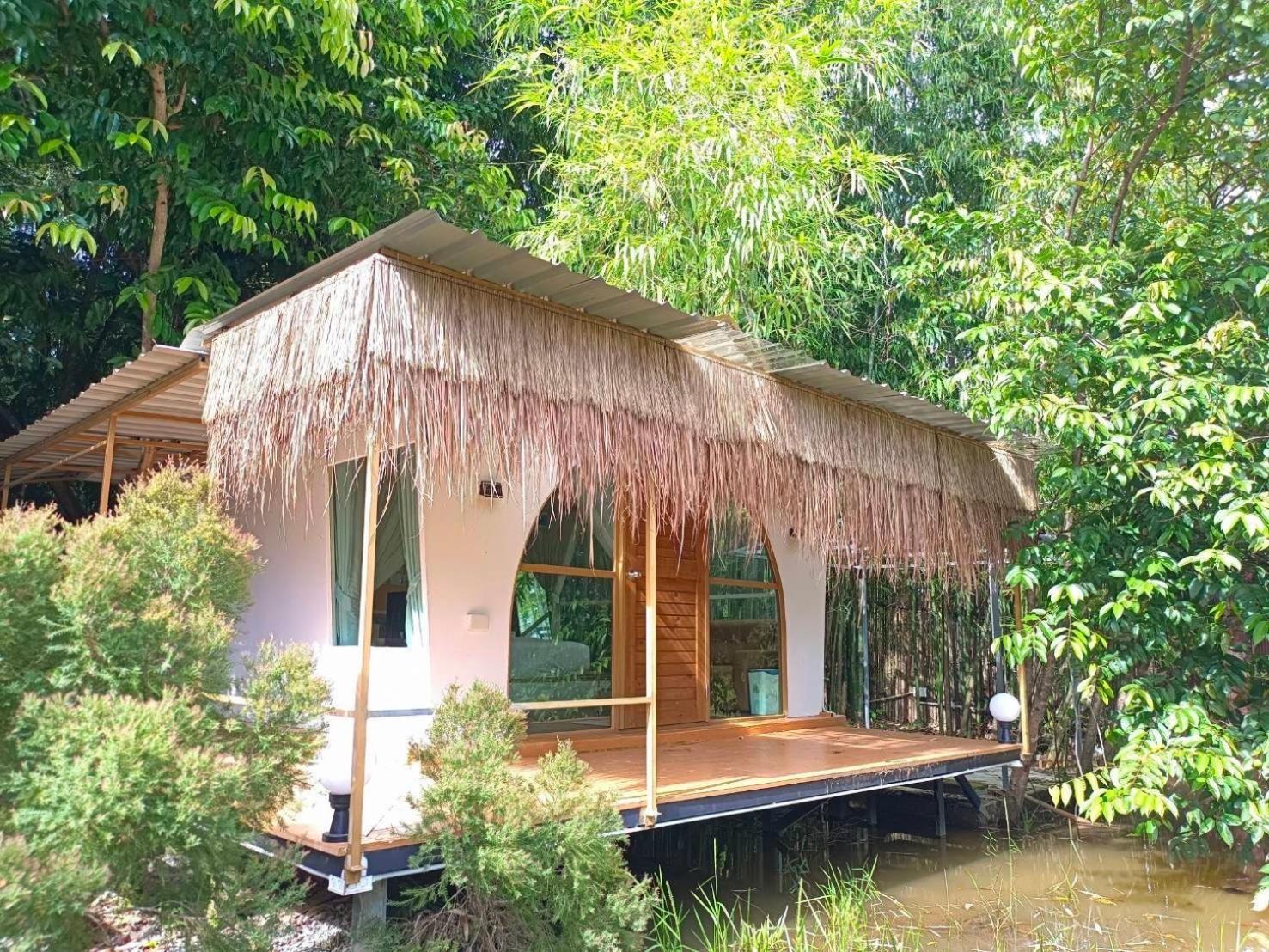 Baan Nai Baan Nok Resort Nakhon Nayok Bagian luar foto