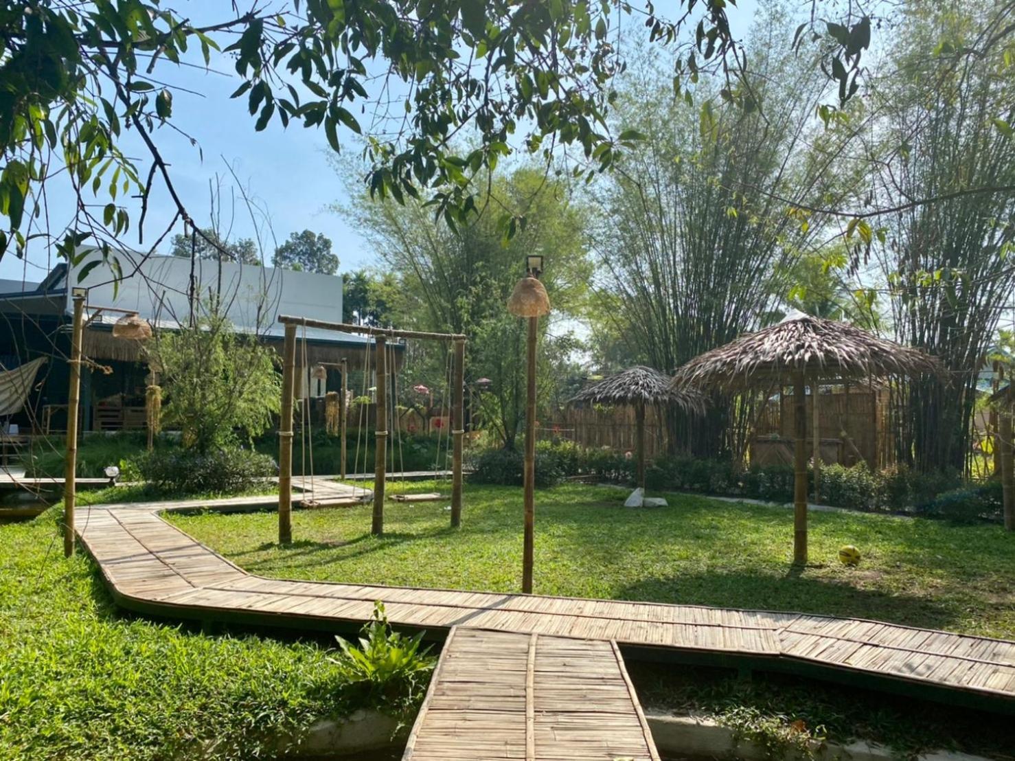 Baan Nai Baan Nok Resort Nakhon Nayok Bagian luar foto