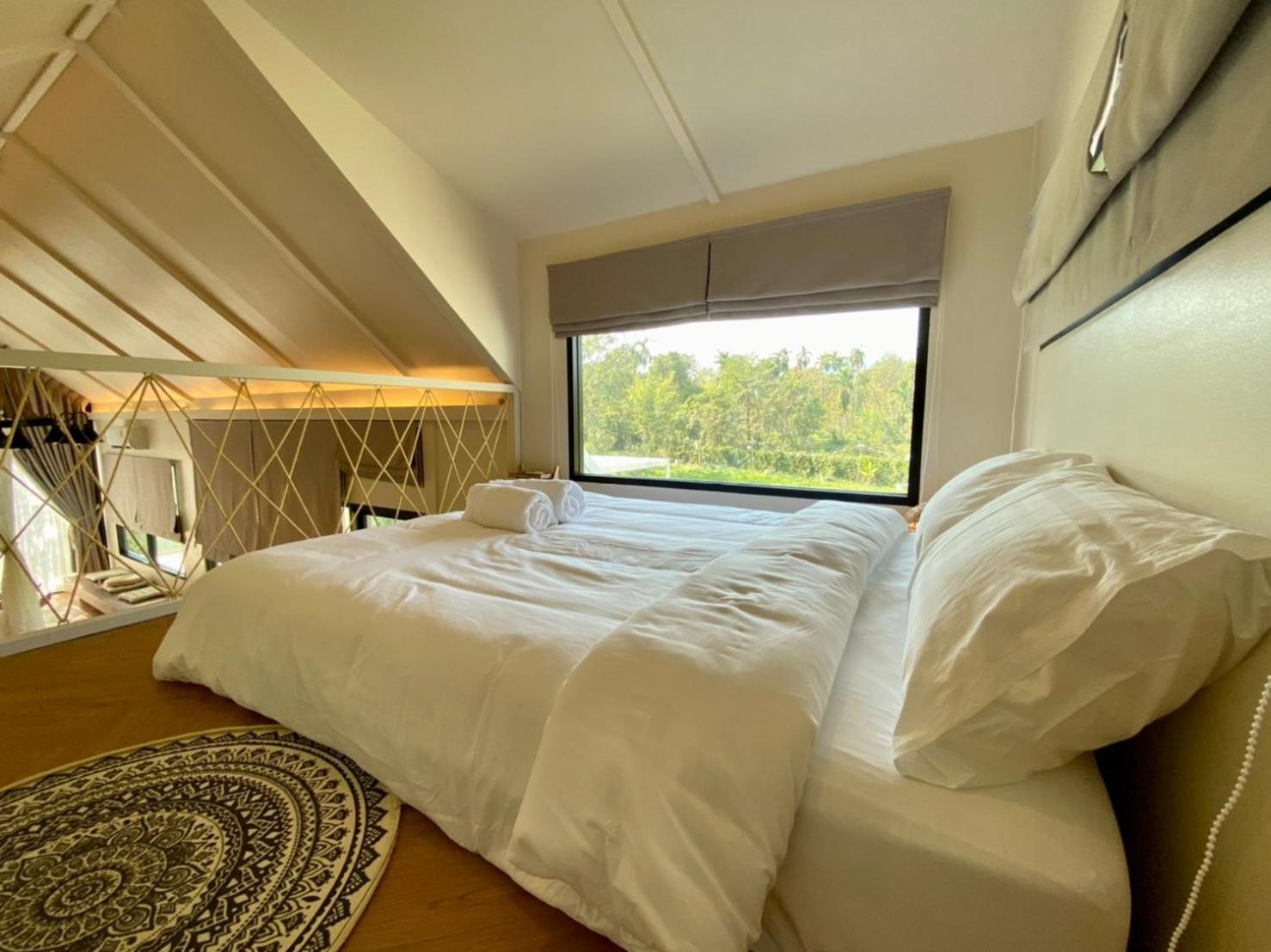 Baan Nai Baan Nok Resort Nakhon Nayok Bagian luar foto