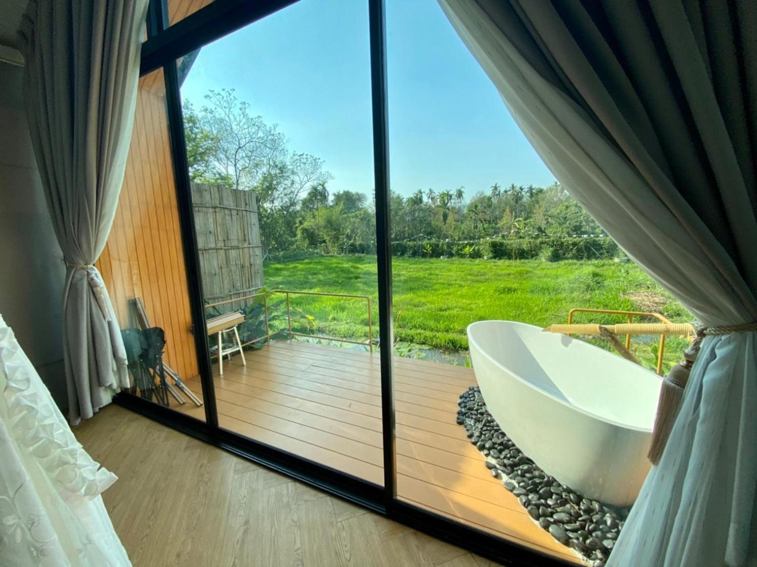 Baan Nai Baan Nok Resort Nakhon Nayok Bagian luar foto