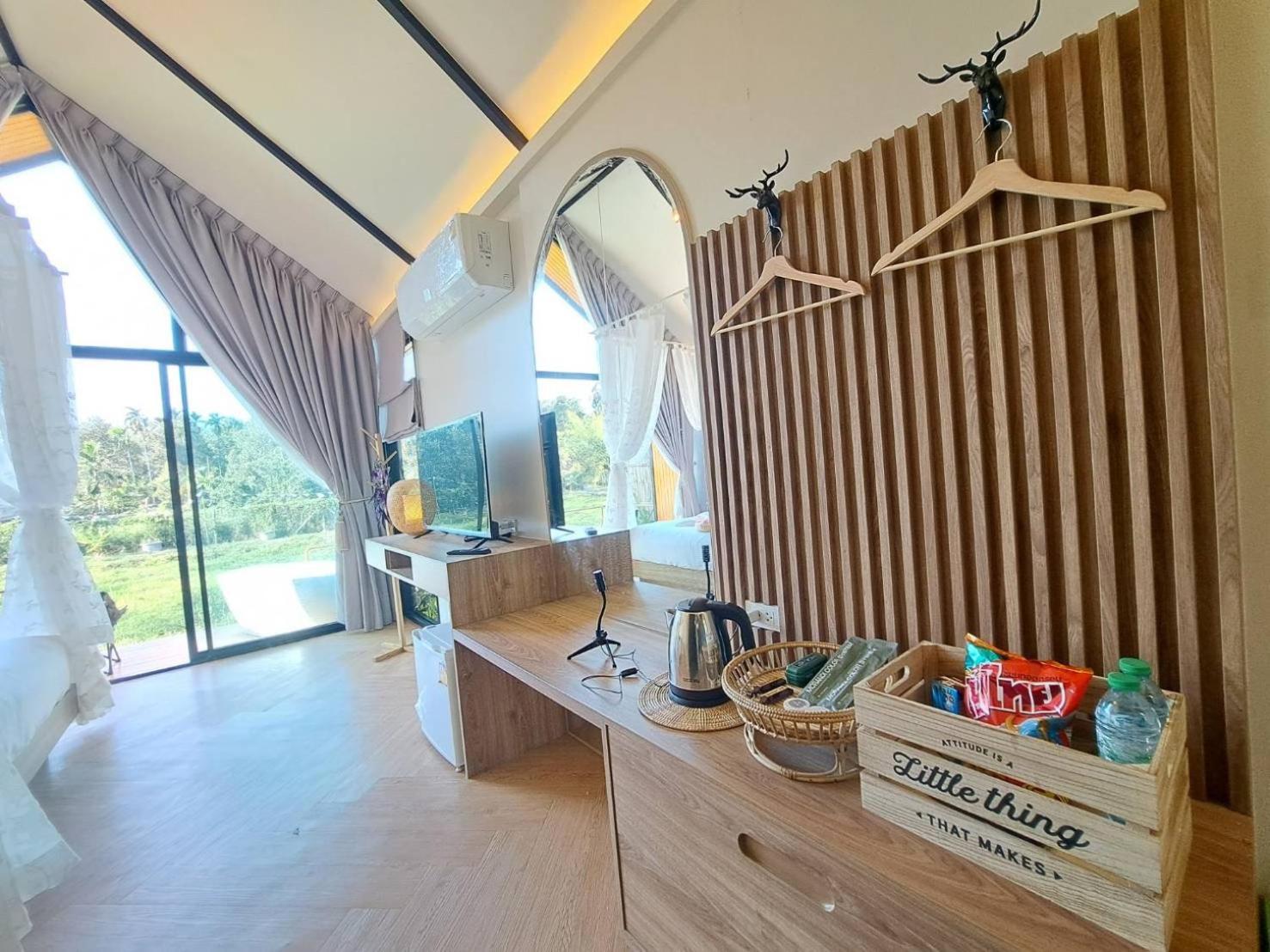Baan Nai Baan Nok Resort Nakhon Nayok Bagian luar foto